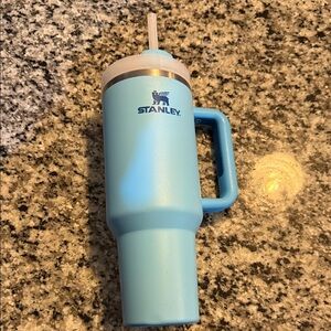 Stanley Sky Blue Travel Mug with Handle (used )